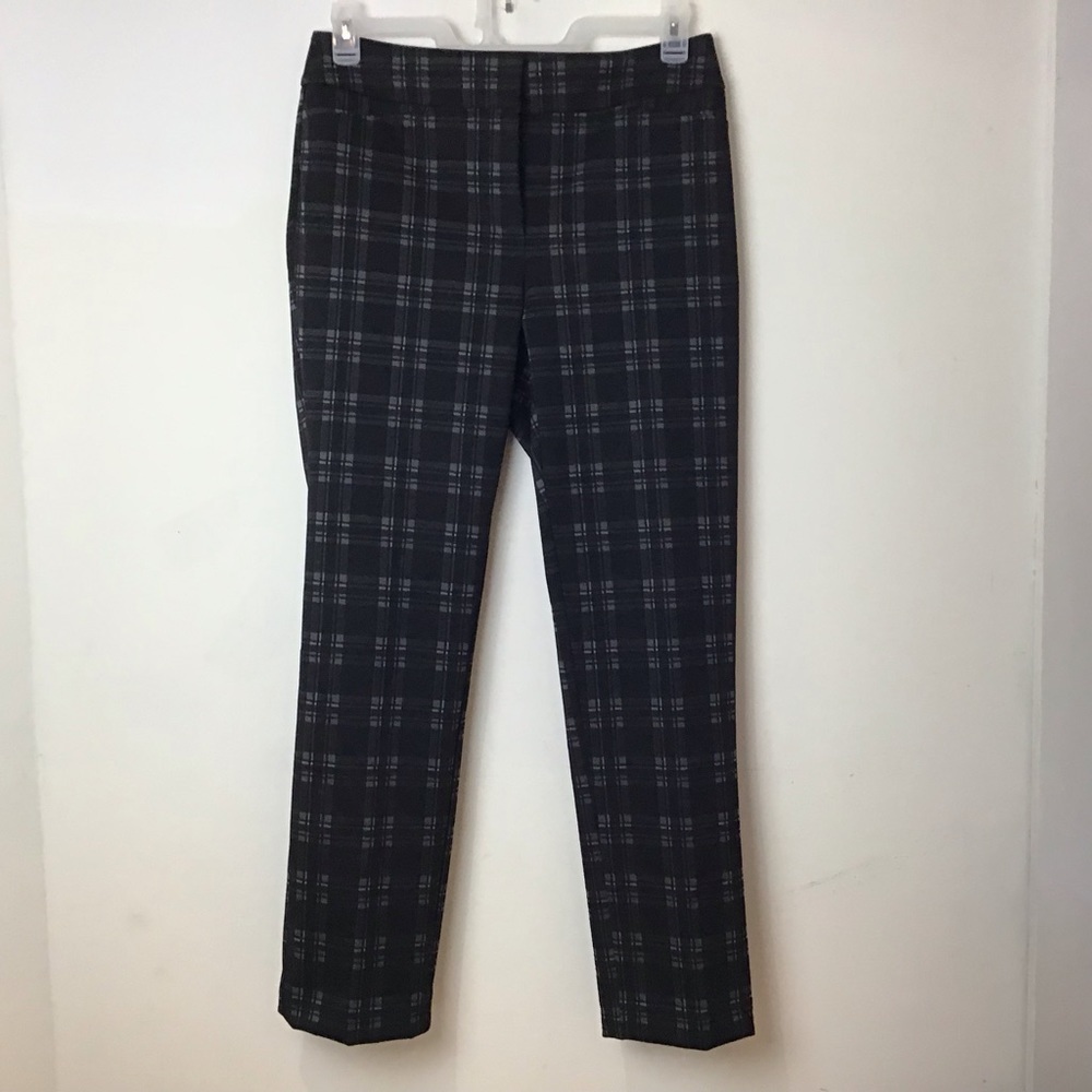 Ann Taylor Factory stretch black and gray plaid straight leg pants. Size 6